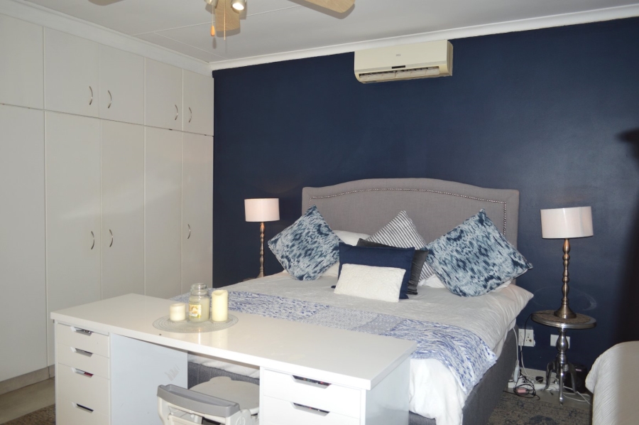 3 Bedroom Property for Sale in Flamwood North West